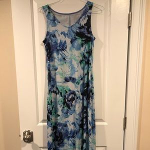 ✨women’s multi colored maxi dress ✨